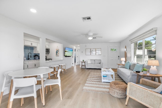 Photo - 174 Trinidad St Unit 174