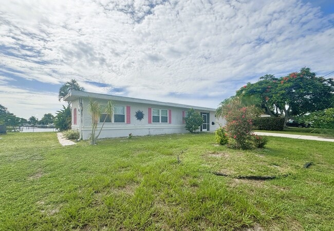 Photo - Waterfront Pool Home in Port Charlotte