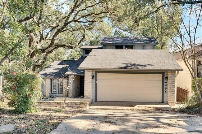 Building Photo - 6406 Cascada Dr