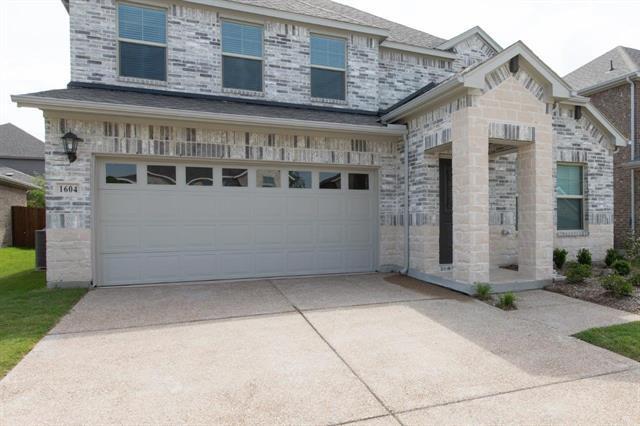 1604 Mineral Pt Pl