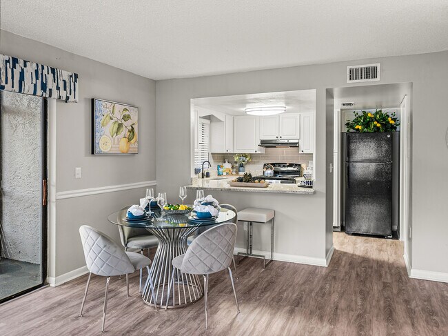 DSC05409 - The Park at Parma