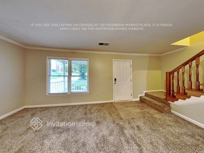 Photo - 2123 Amherst Trail SE