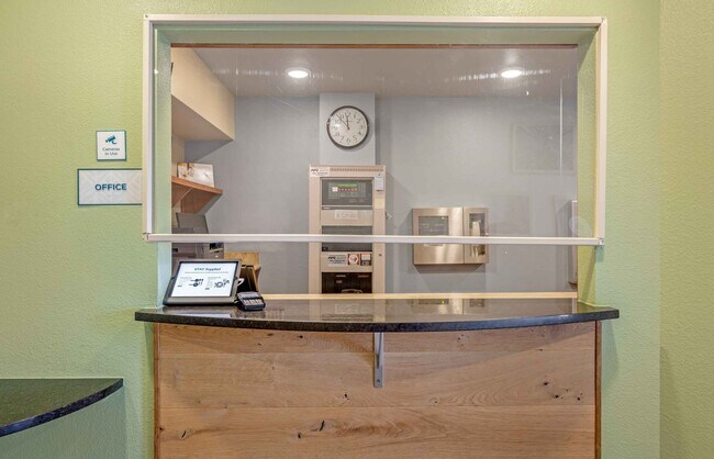 Photo - Furnished Studio-Cleveland - Mentor