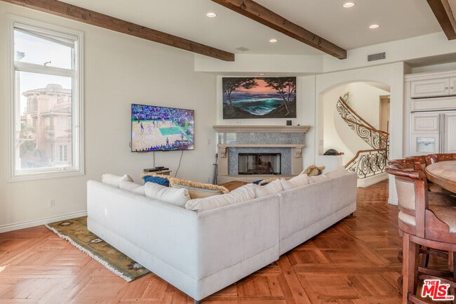 Photo - 119 Via Marina