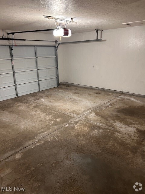 Building Photo - 5694 Young Rd Rental