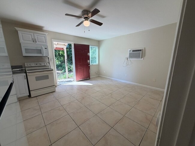 Photo - 535 N Harbor Blvd Unit C