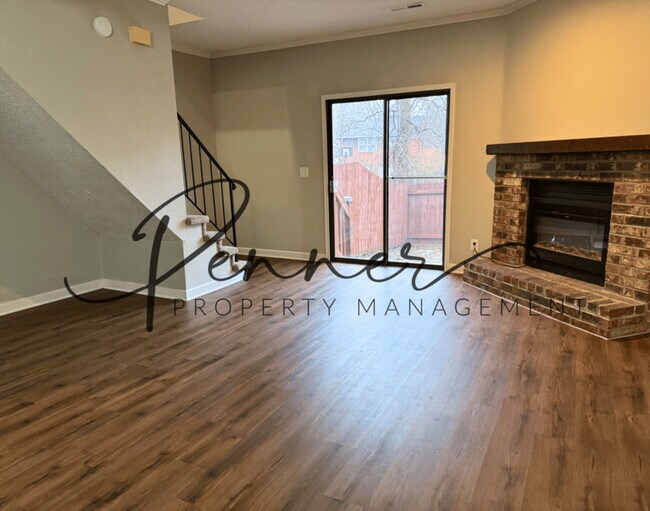 Photo - 3538 NE Independence Ave