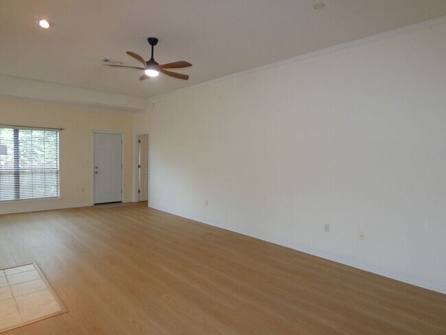 Photo - 4161 Longwood Cir