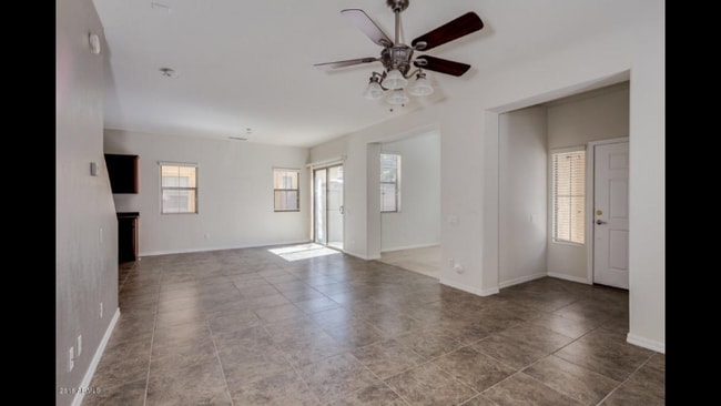 Photo - 1933 W Davis Rd