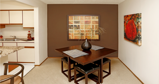 Photo - LionsHead Apartments