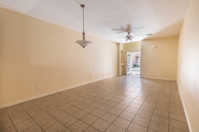 Photo - Spacious 3 bedroom, 2.5 Bath Condo in East El Paso!!