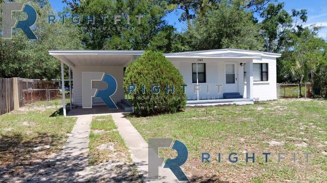 Building Photo - Newly Renovated Home in Jacksonville