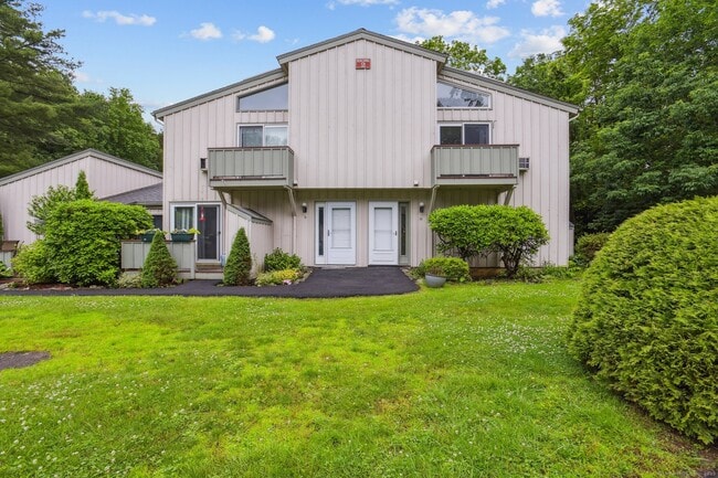 Photo - 10 Wauwinet Ct Condo Unit 10