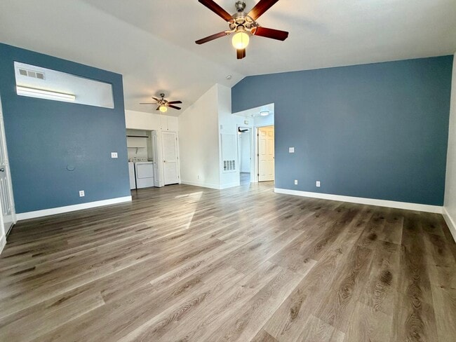 Photo - Light and Bright Henderson condo