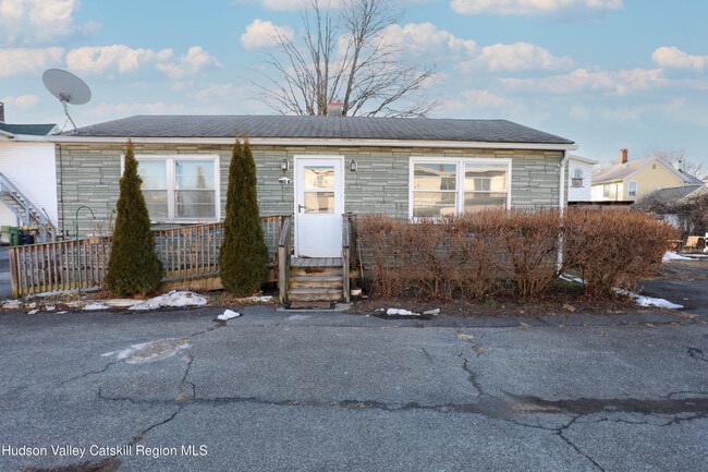 Building Photo - 150-154-154 W Main St