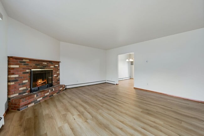Photo - 745 Nyssa Dr