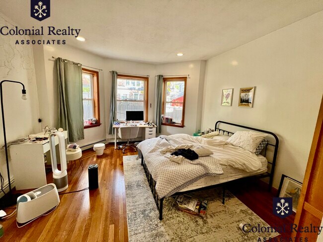 Photo - 25 Gibbs St Unit 2