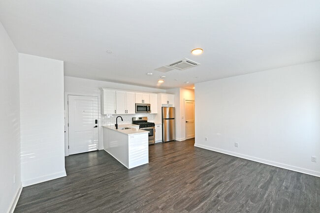 Photo - 8 Greene Ave Unit 3A