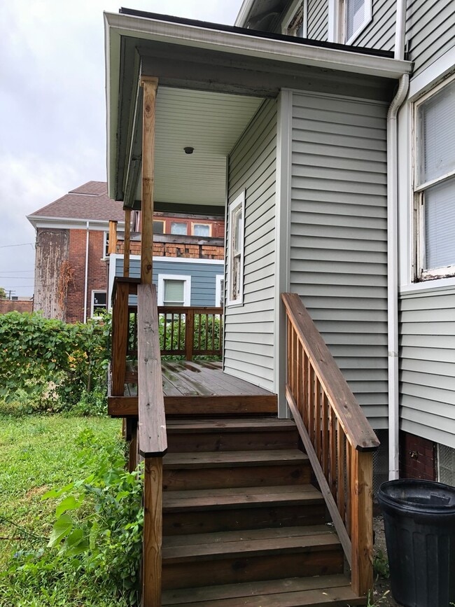 Photo - $1,600 - Newly Renovated 3 Bedroom Home With Study