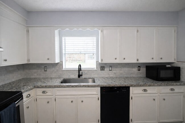 Photo - 1310 S Caney Trails Dr