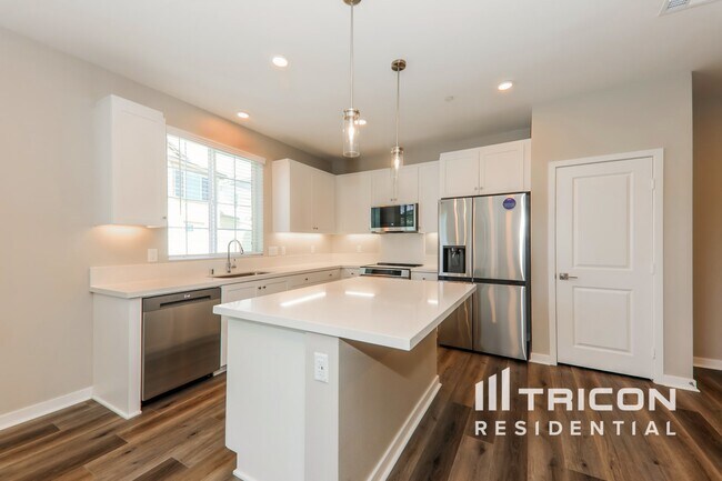 Photo - 29406 Cumaru Ct