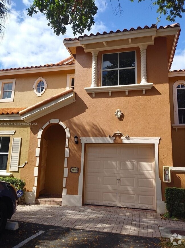 Building Photo - 8425 NW 141st Terrace Rental