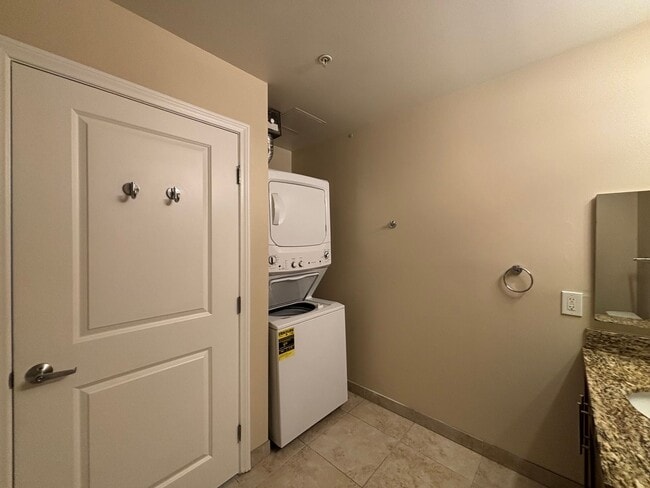 Photo - Modern 2 Bed Condo with Balcony Views in P... Unit 423