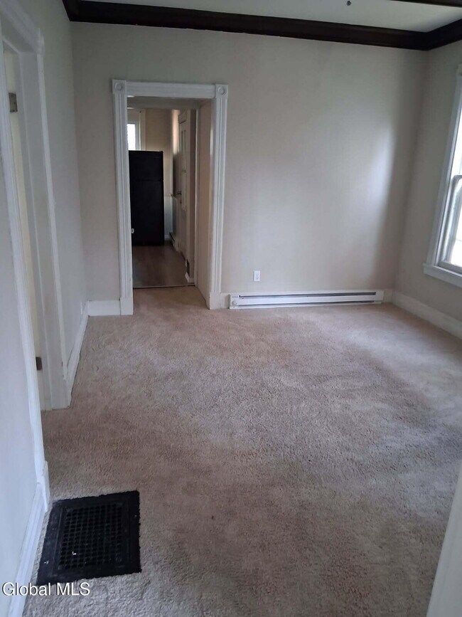 Photo - 185 Market St Unit 1