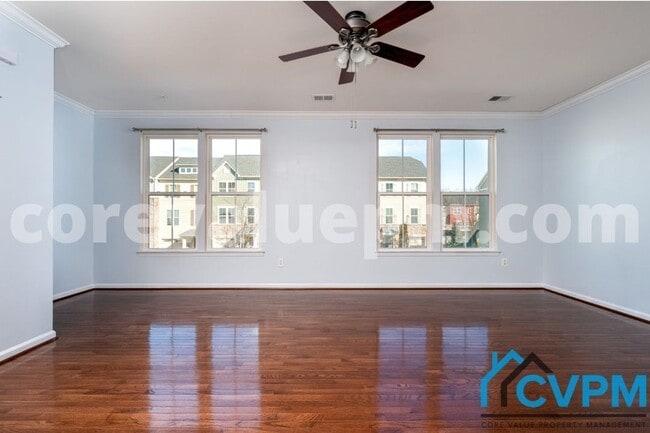 Photo - 584 Fox River Hills Way