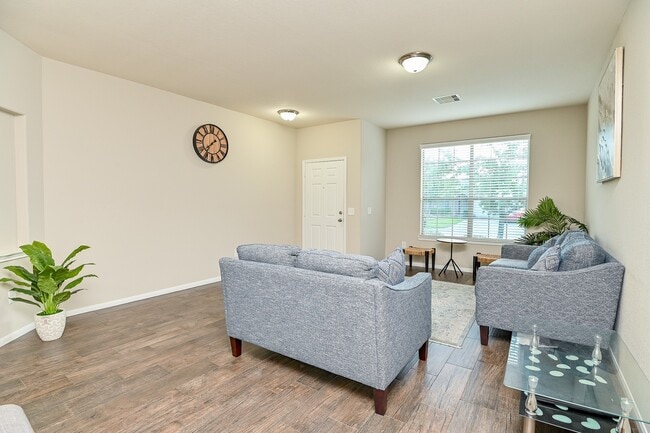 Photo - 15406 Key Crest Ln