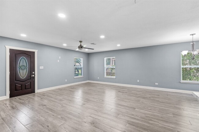 Photo - 3853 Rosedale St