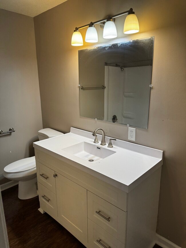 Photo - Benson Blvd Unit 6