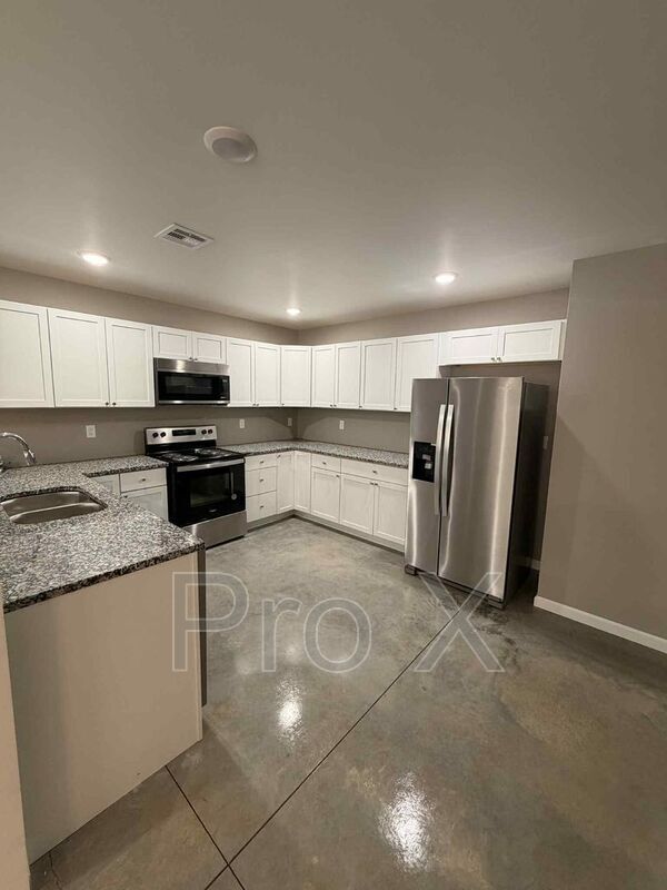 Photo - 321-323 S. 4th St Unit 323 S. 4th