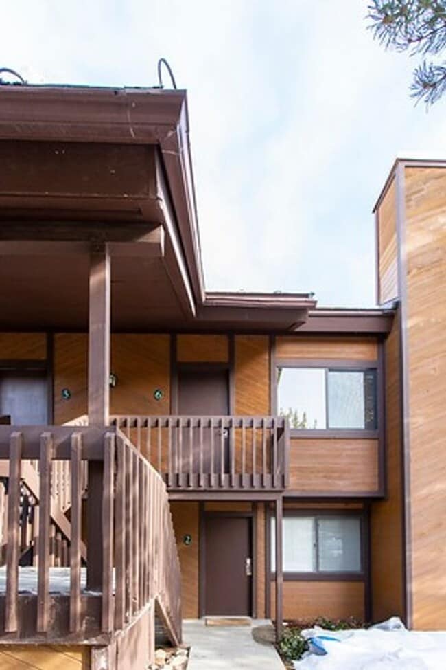 Building Photo - Redpine Chalet