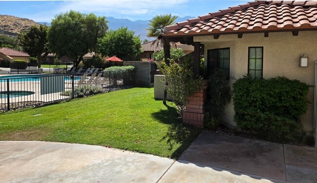 Photo - 2345 Cherokee Way Unit 105