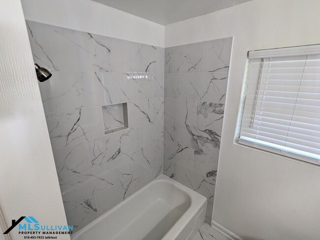 Photo - 901 Elmira Ave