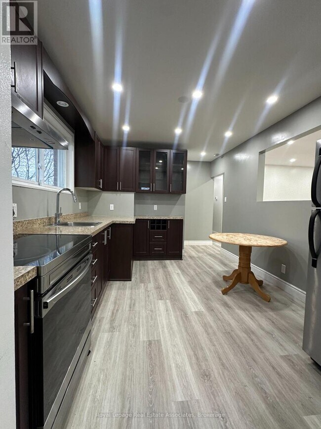 Photo - 25 Ashwood Crescent