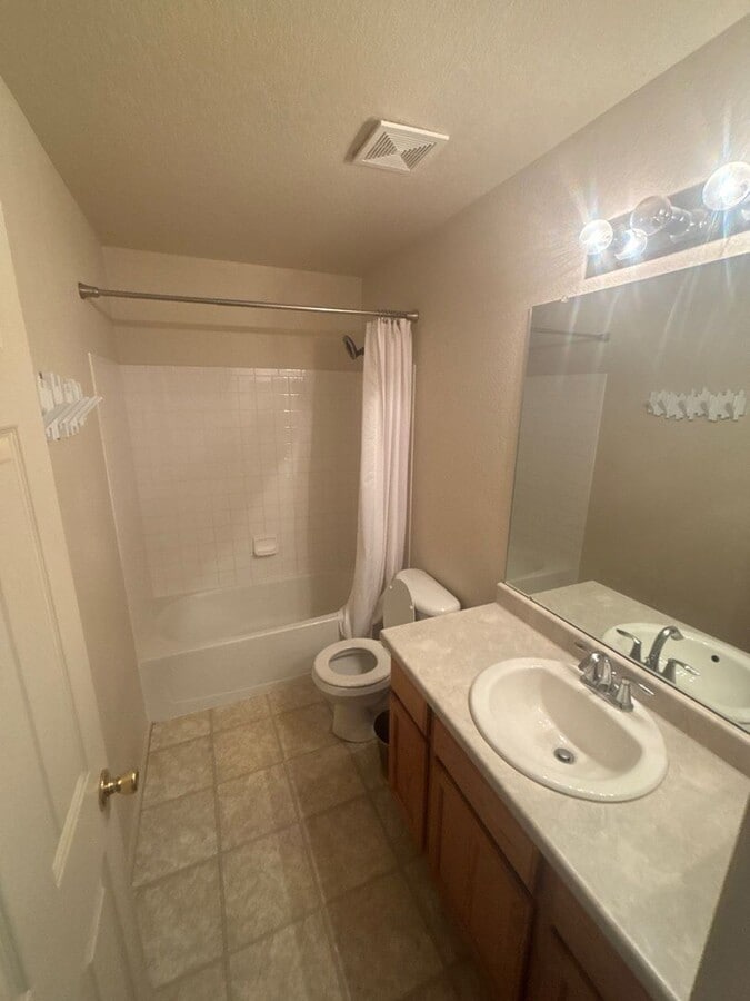 Photo - 3 bed, 3 bath COMING SOON in Thornton