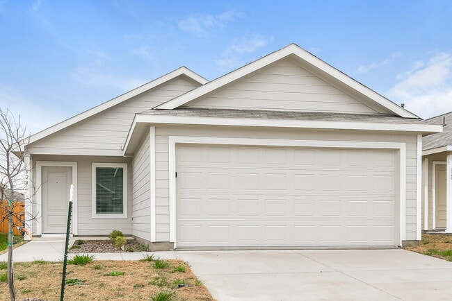 Photo - 924 Calley Pear Trl