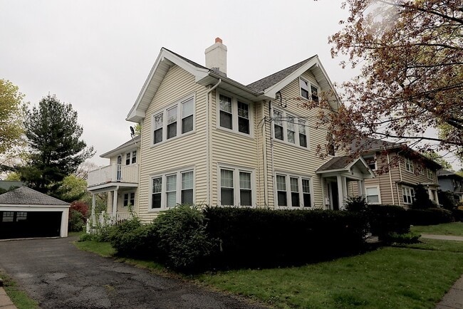 Photo - 84 Withington Rd Unit -