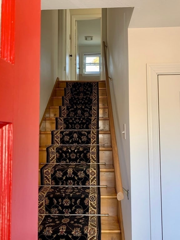 Photo - 18 Guernsey St Unit 2