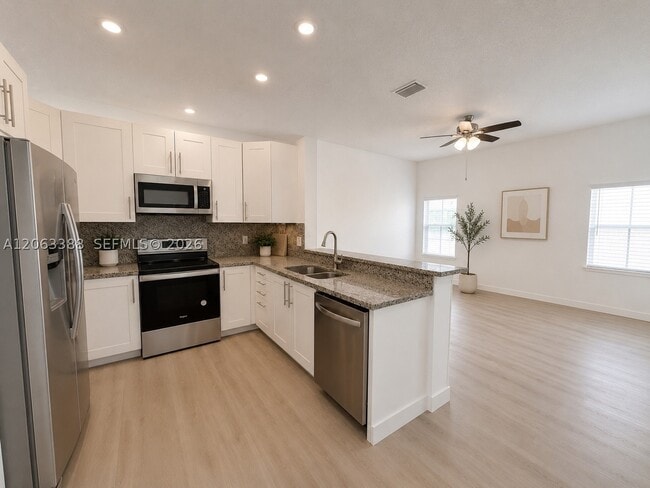 Photo - 837 Tanglewood Cir