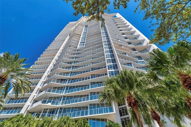 Building Photo - 175 1st St S Unit 2804 Rental