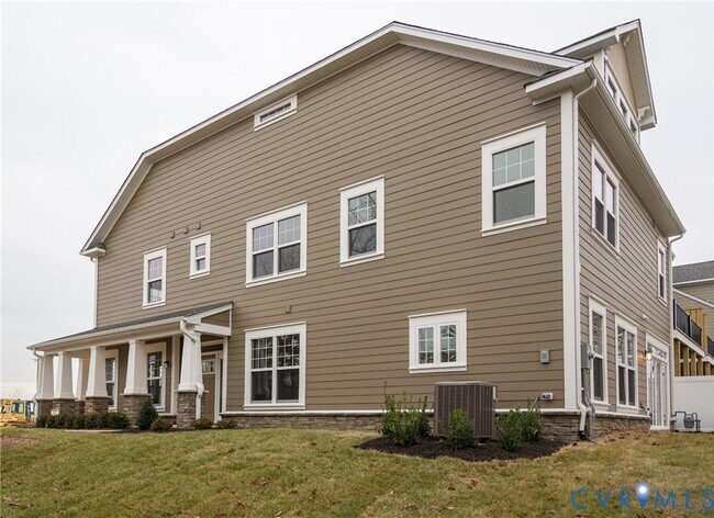 Photo - 5411 Hickory Ann Dr