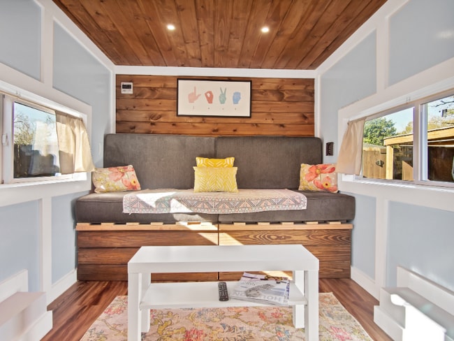 Photo - 7917 Roswell St