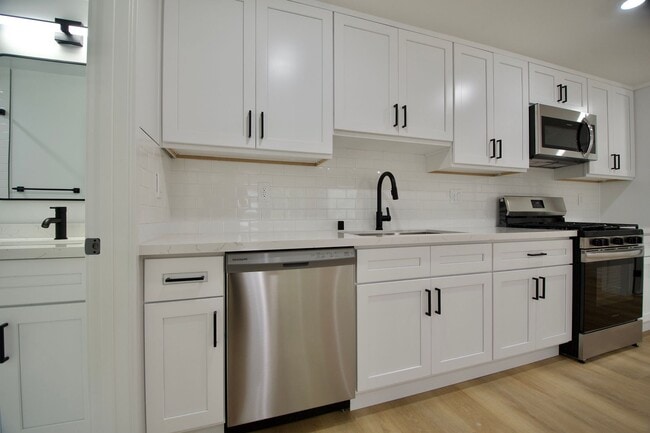 Photo - 1507 Silver Lake Blvd Unit 1511 1/2