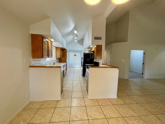 Photo - Mesa Del Sol Home