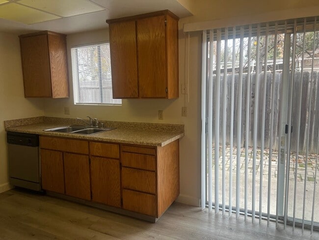 Photo - 6404 Denton Way Unit 6404