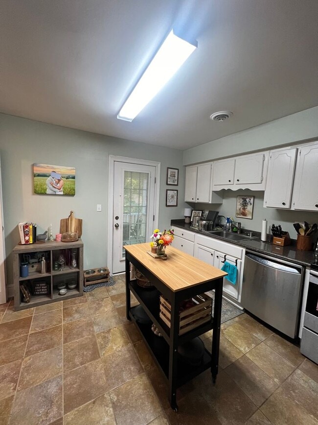 Photo - Townhome for Rent