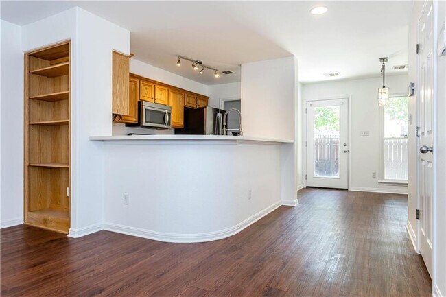 Photo - 6900 E Riverside Dr Unit 23